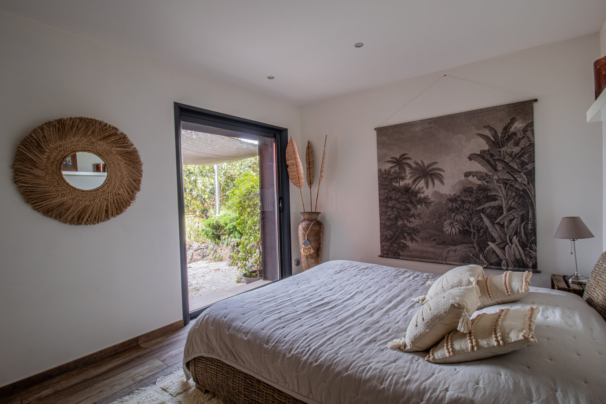 Chambre ouverte sur l'extérieur — Var